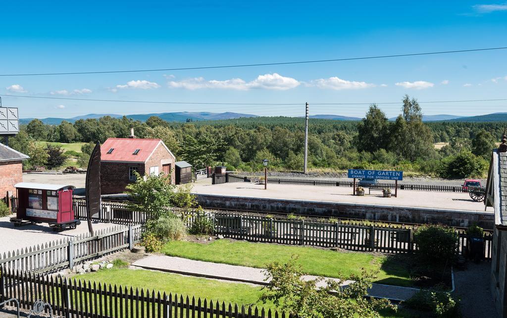 Boat Country Inn And Restaurant Boat of Garten Exterior photo